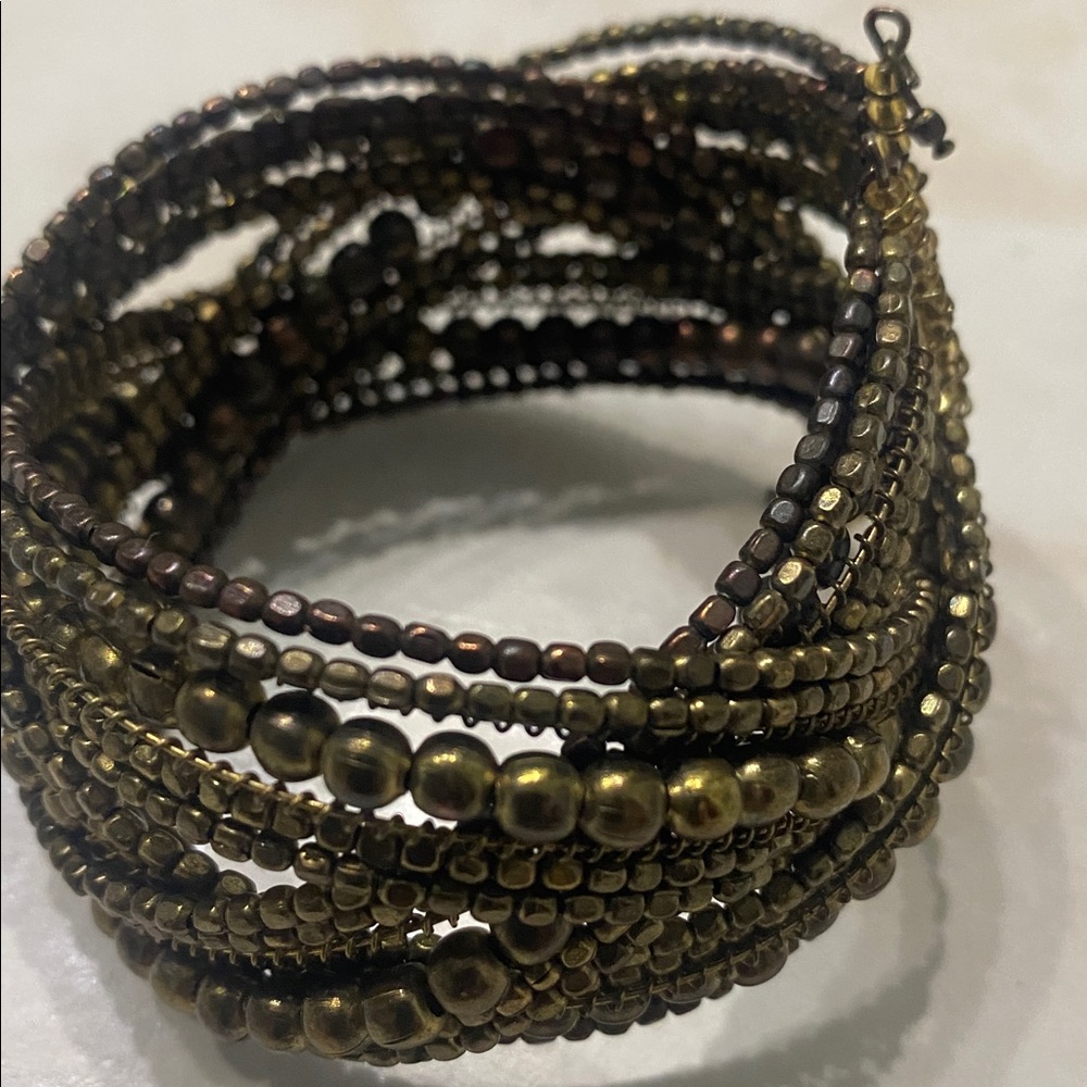 Rosena Sammi Nizam Embellished Cuff Gold